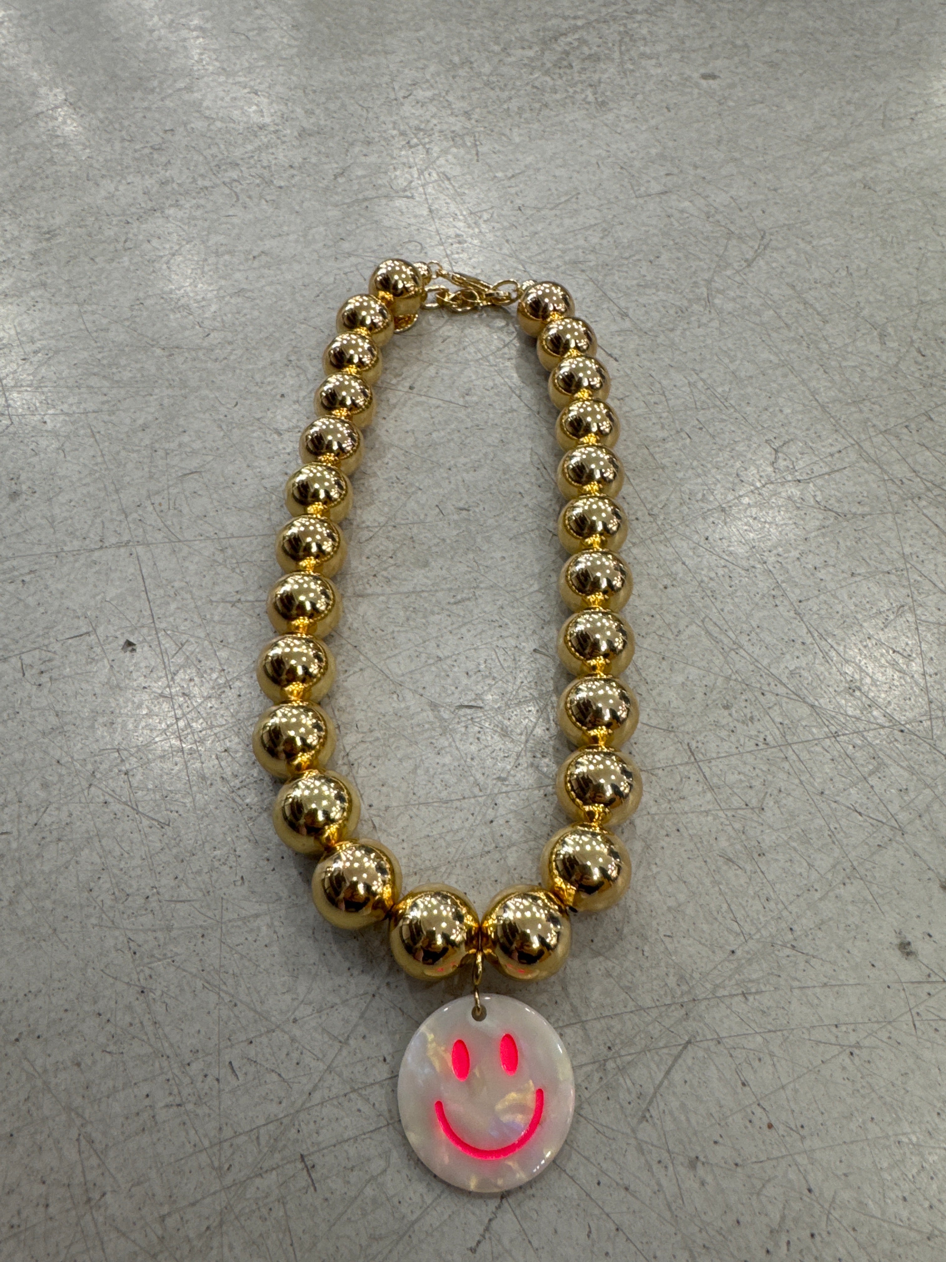 Kette Gold Big Pearl Smiley