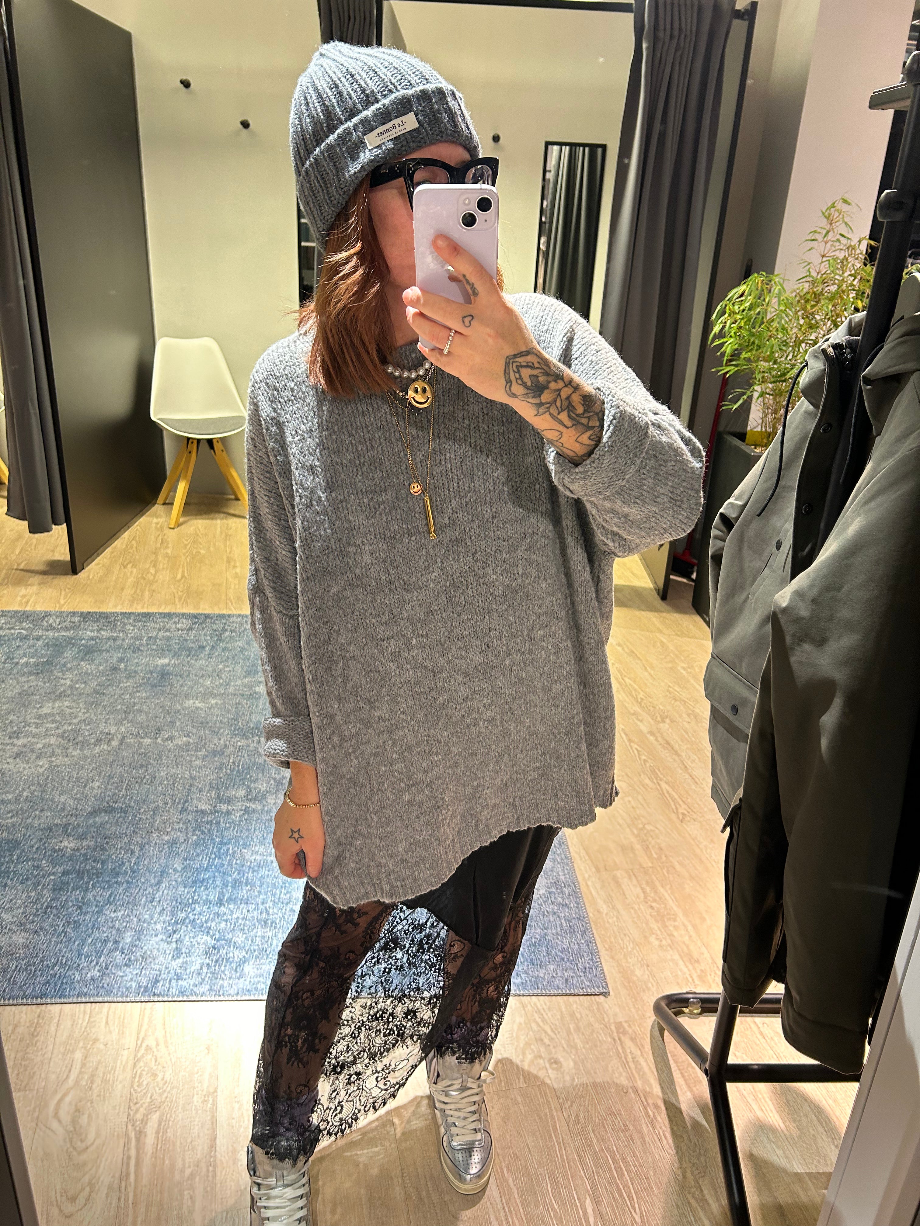 Pullover oversize grau