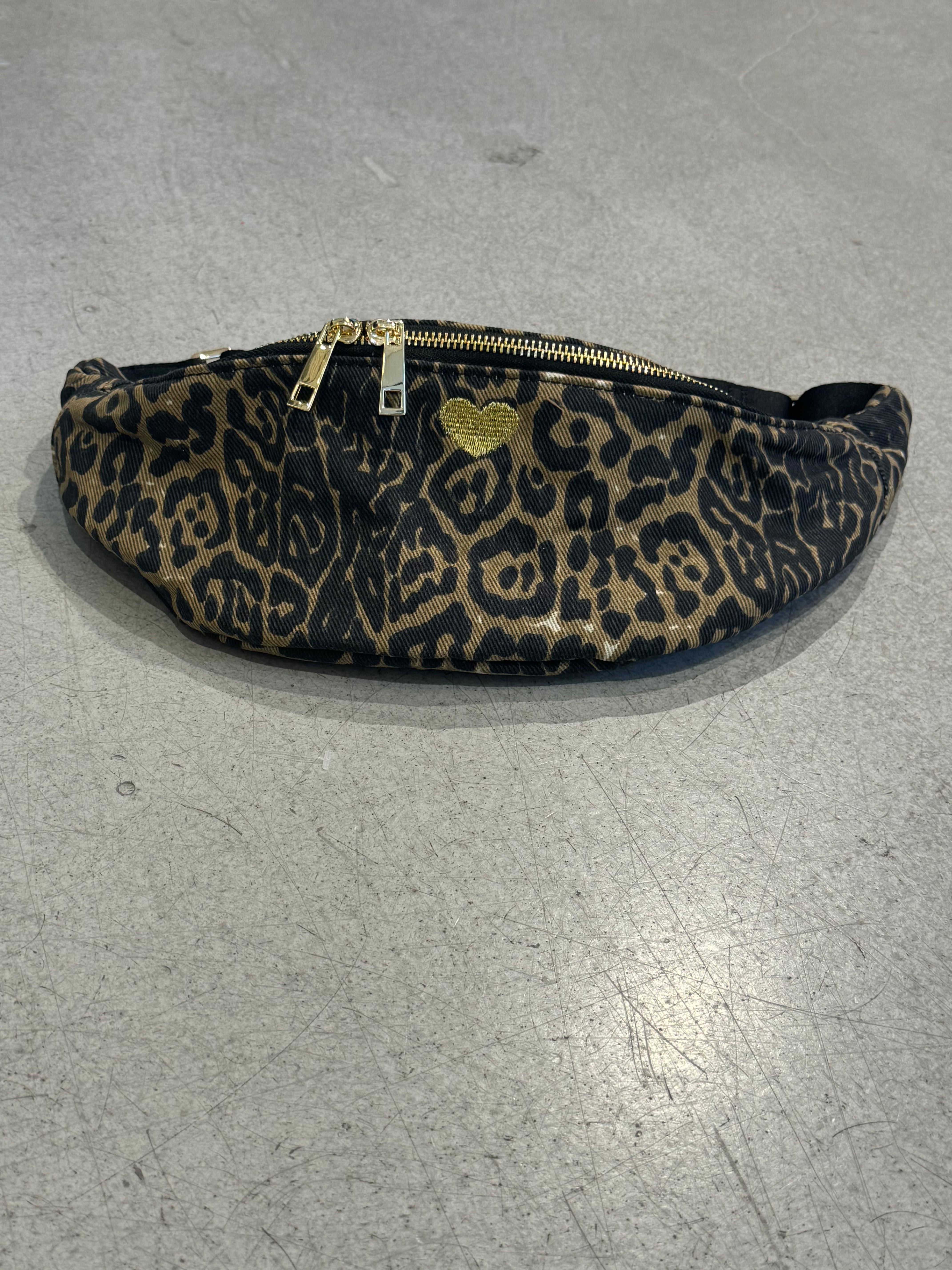 Tasche Leo Herz