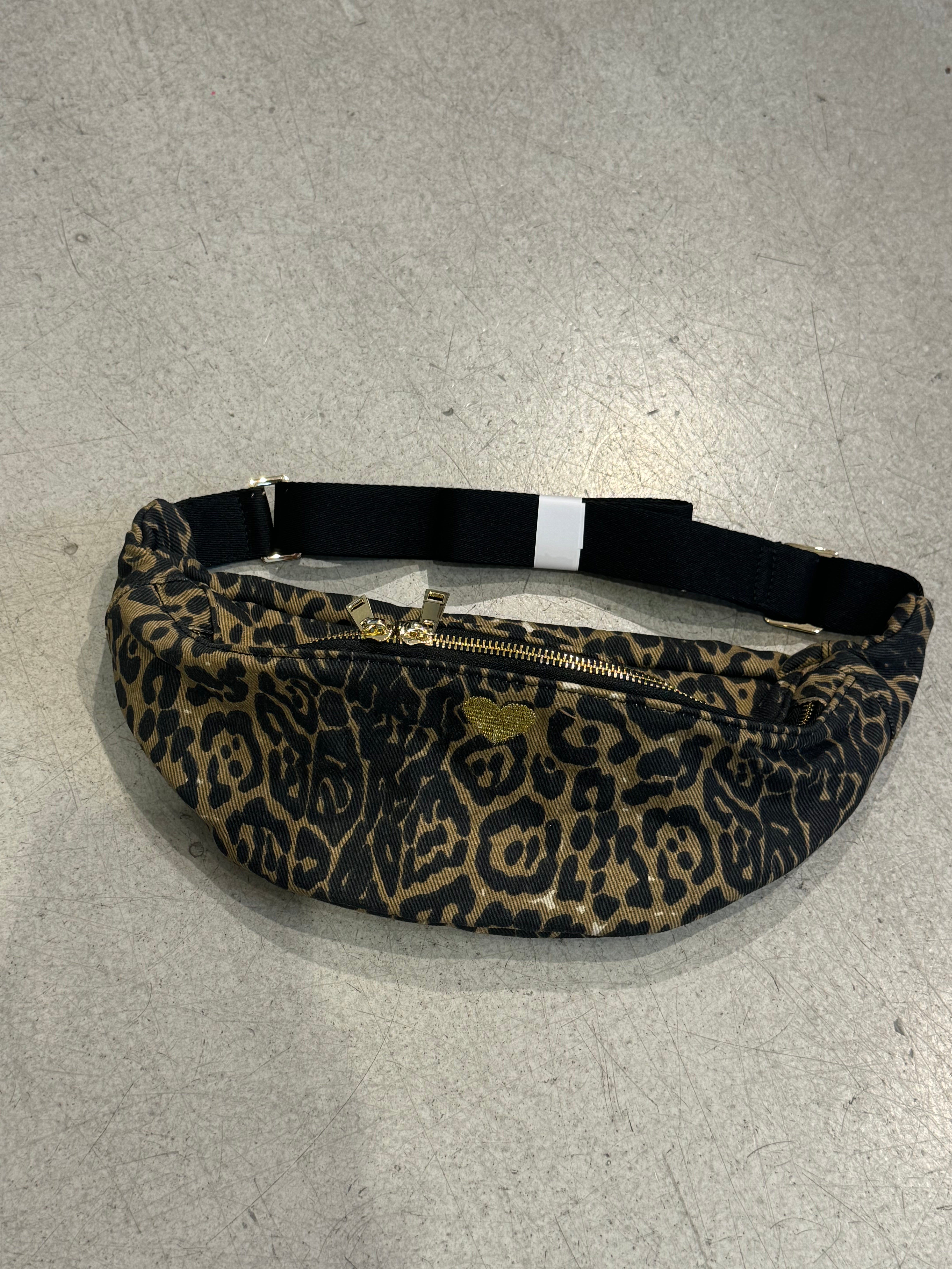 Tasche Leo Herz